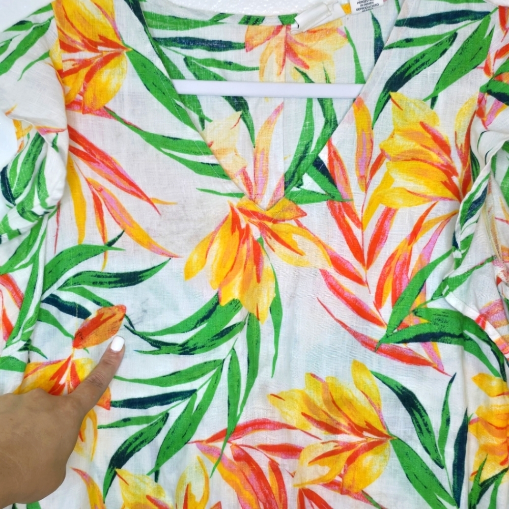 Nicole Miller | Linen Tropical Floral Print V-Neck Shift Mini - Picture 5 of 5